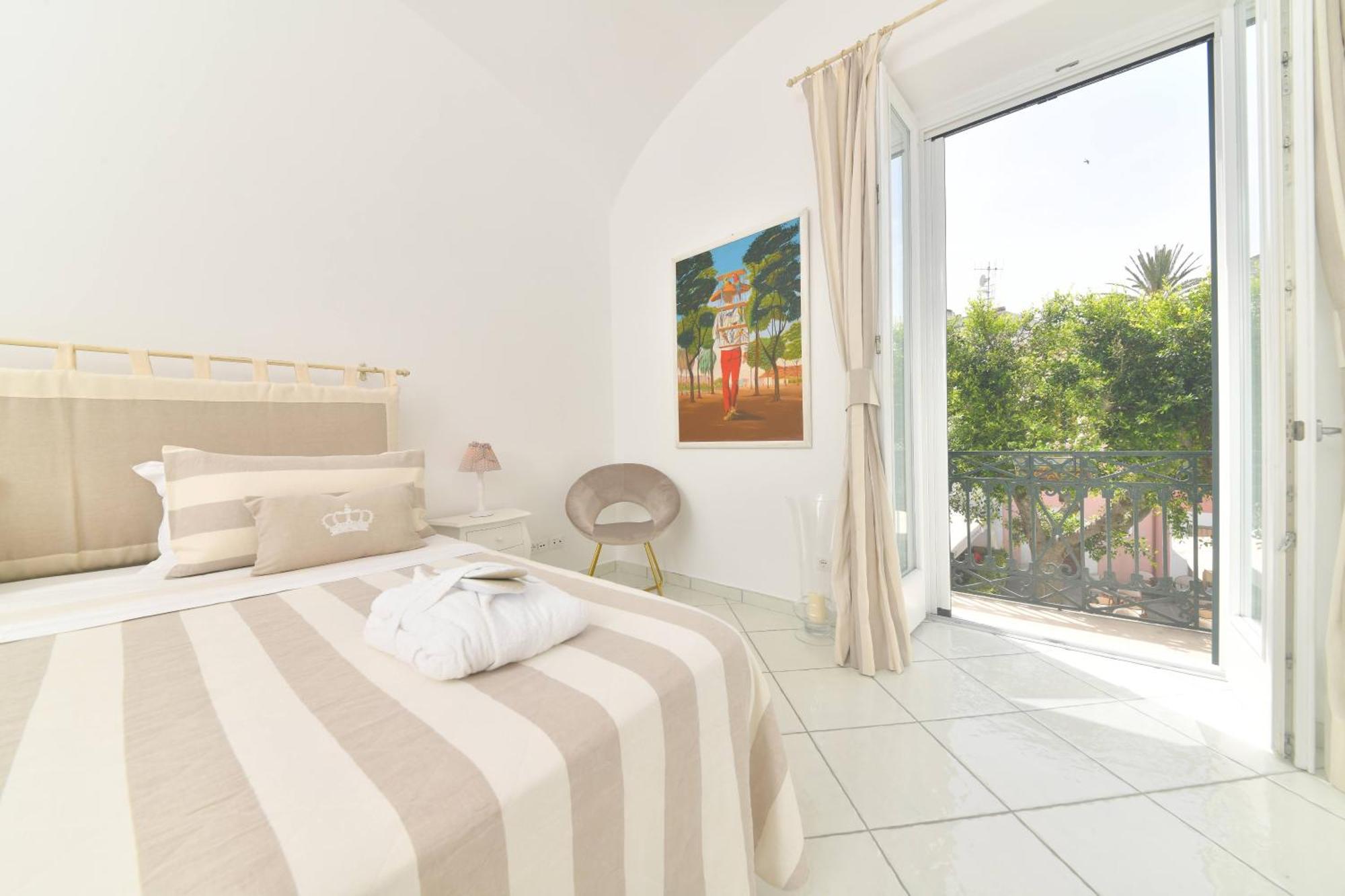 Queen Suite - Luxury Rooms (Adults Only) Forio di Ischia Exterior foto